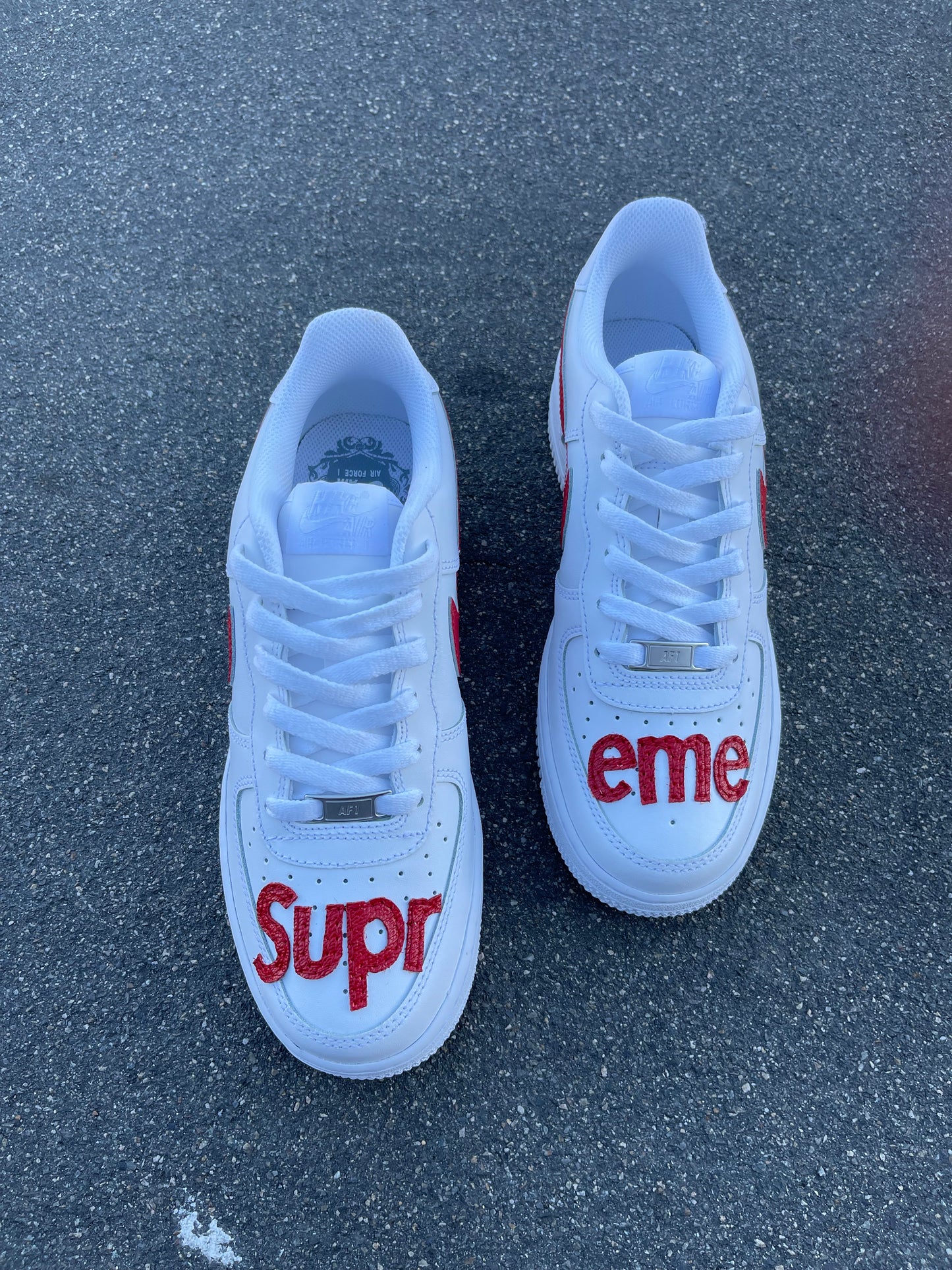 Supreme Kicks