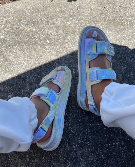 Dad Slides (pastel)