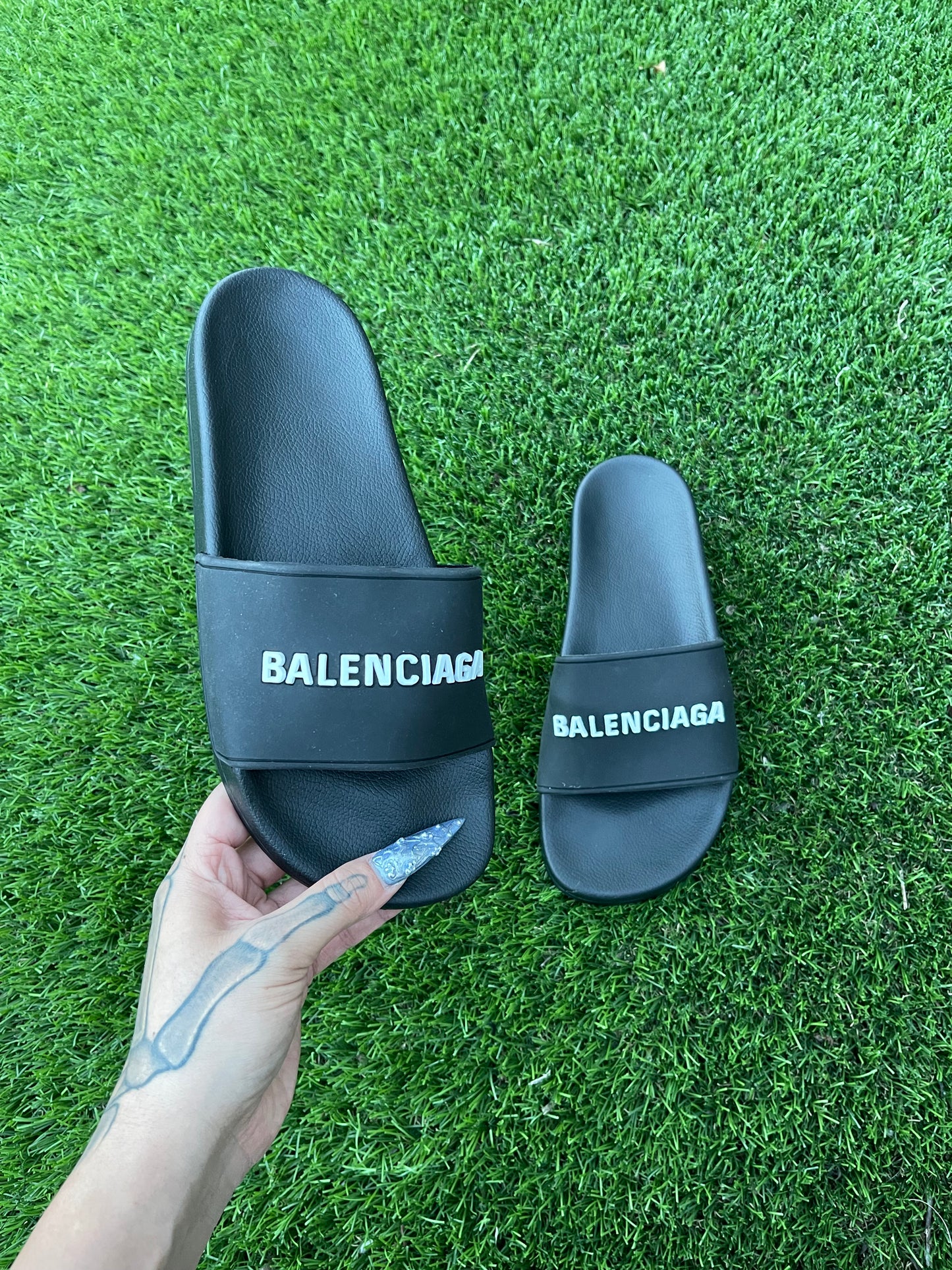 Pool Side (black)